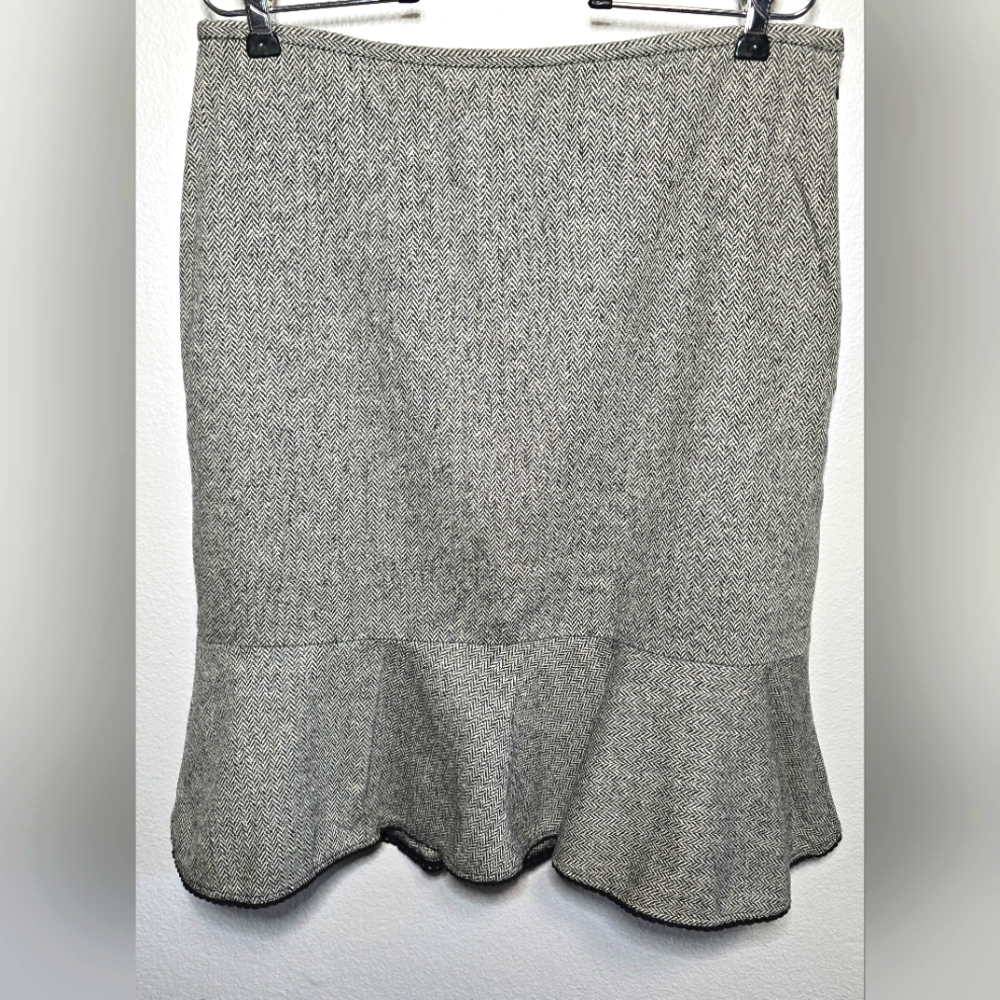 Ann Taylor LOFT Wool Gray Herringbone Skirt